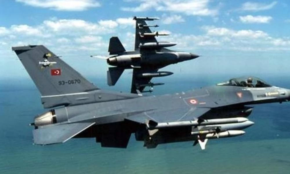 Προκλητική η Άγκυρα: Υπερπτήσεις πάνω από νησιά του Αιγαίου